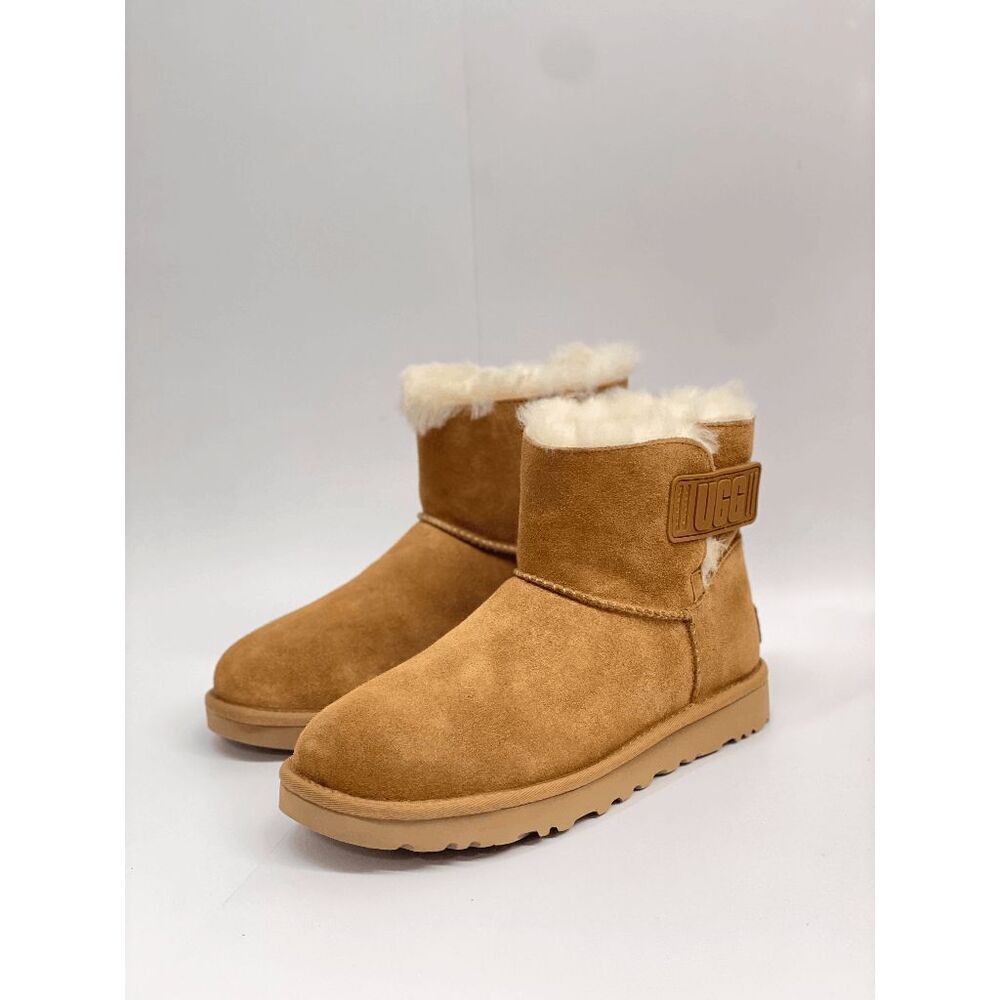 UGG Women's Mini Bailey Logo Strap Boot - Chestnut 5M